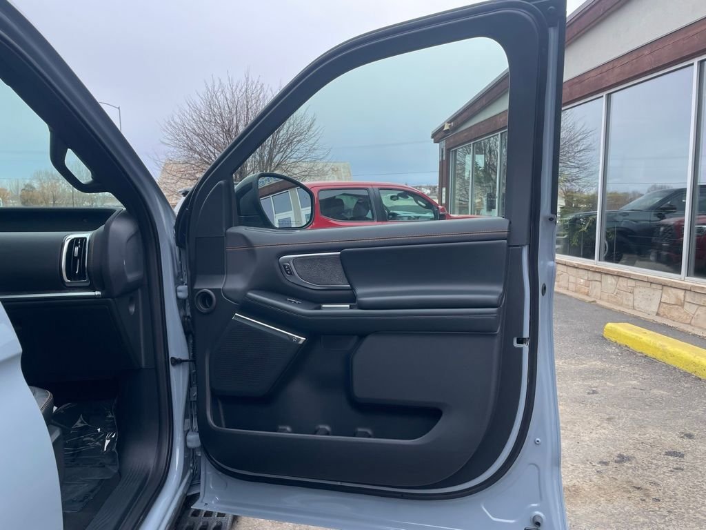 New 2026 Ford Expedition Tremor image 24
