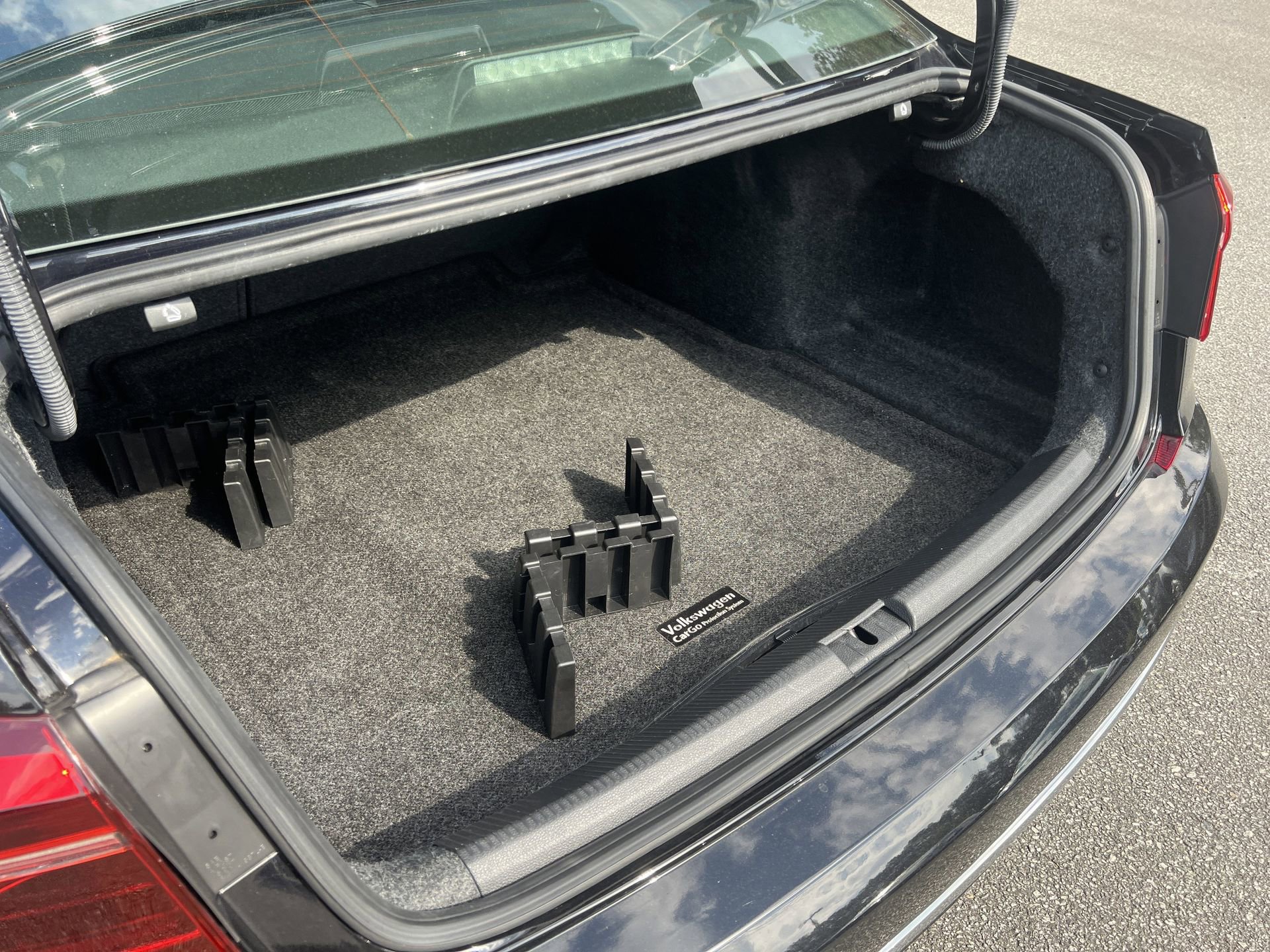 Used 2018 Volkswagen Passat 2.0T R-Line FWD image 20