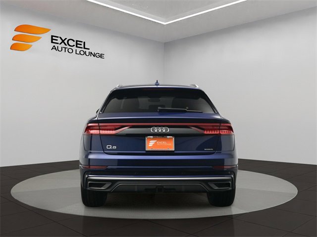 Used 2020 Audi Q8 Prestige w/ Prestige Package image 4