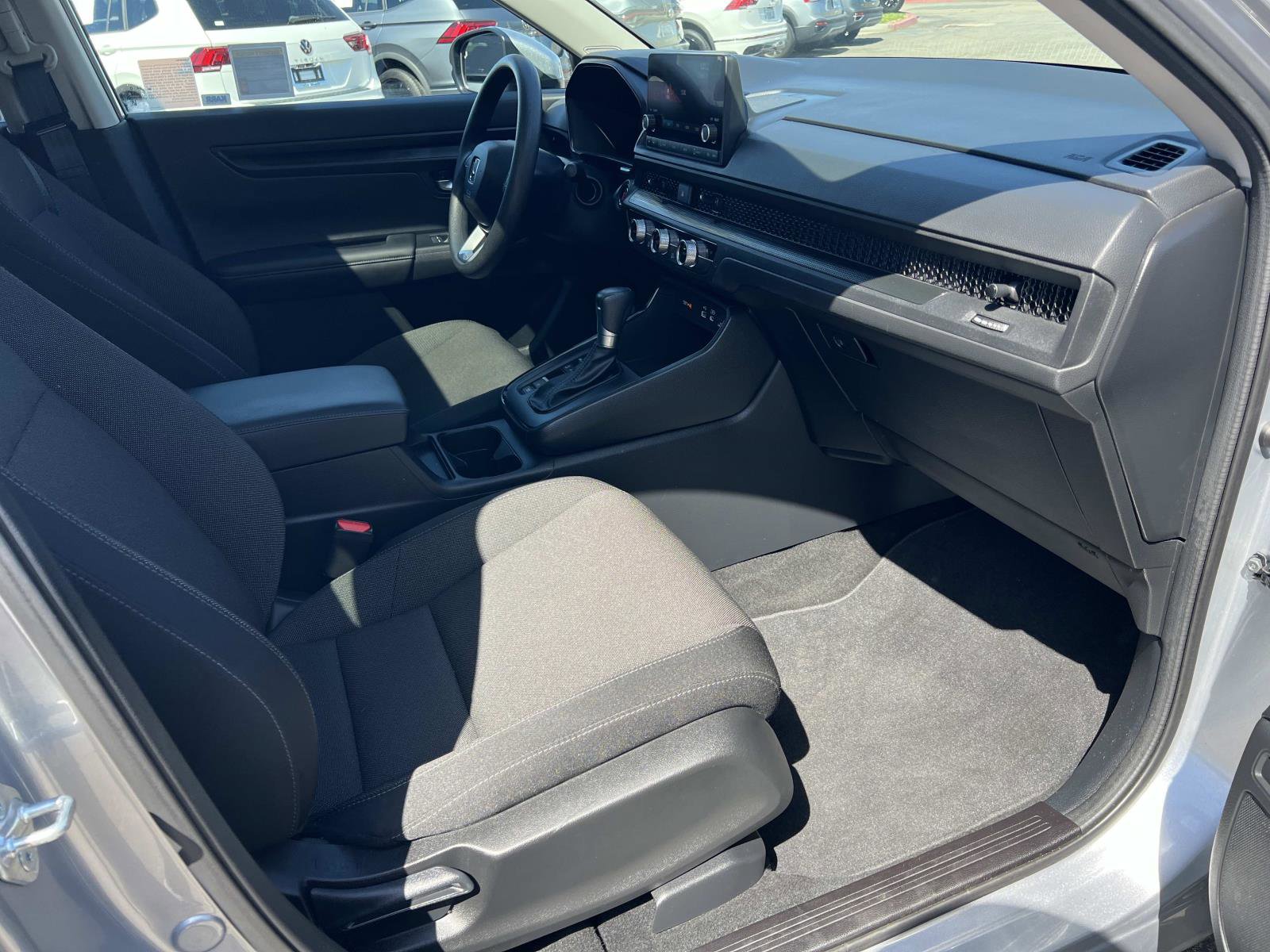 Certified 2025 Honda CR-V EX image 28