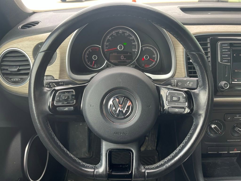 Used 2018 Volkswagen Beetle 2.0T Coast image 21