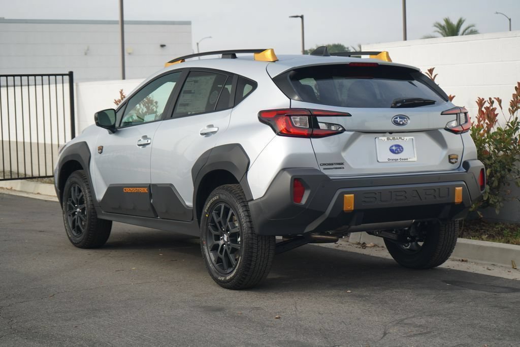 New 2026 Subaru Crosstrek 2.5i Wilderness w/ Crosstrek Mirror Package AWD/4WD image 3