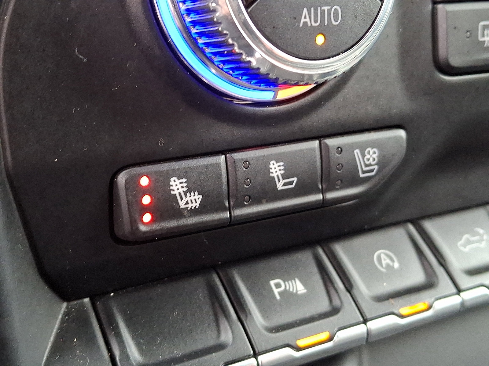 Used 2021 GMC Sierra 1500 AT4 w/ AT4 Value Package image 24