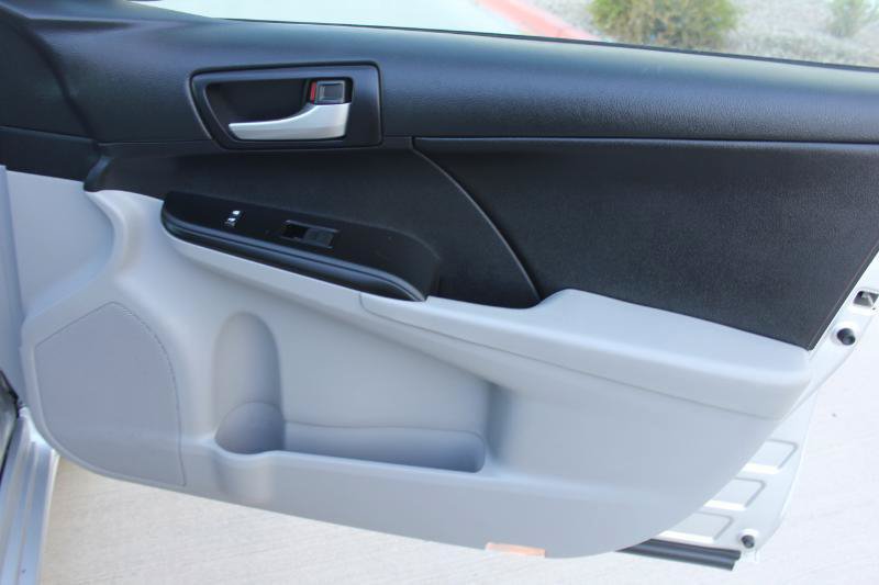 Used 2014 Toyota Camry LE FWD image 20