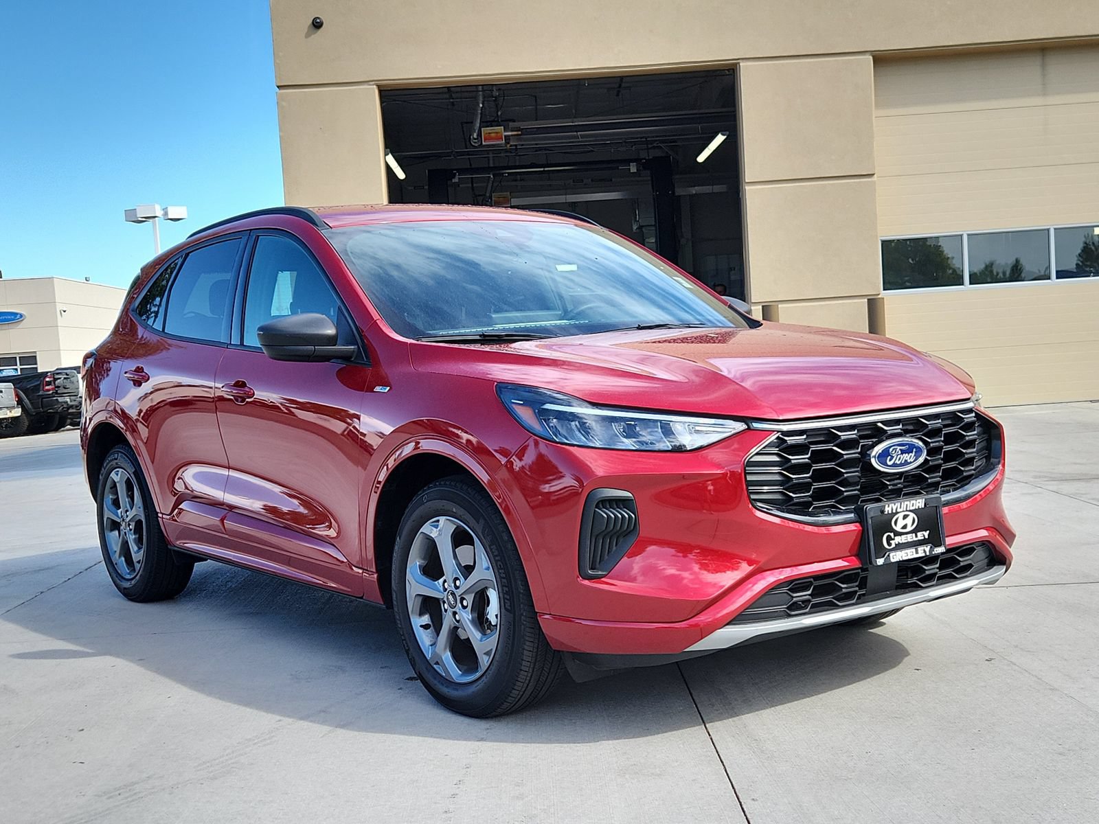 Used 2023 Ford Escape ST-Line w/ Tech Pack #1 AWD/4WD image 7