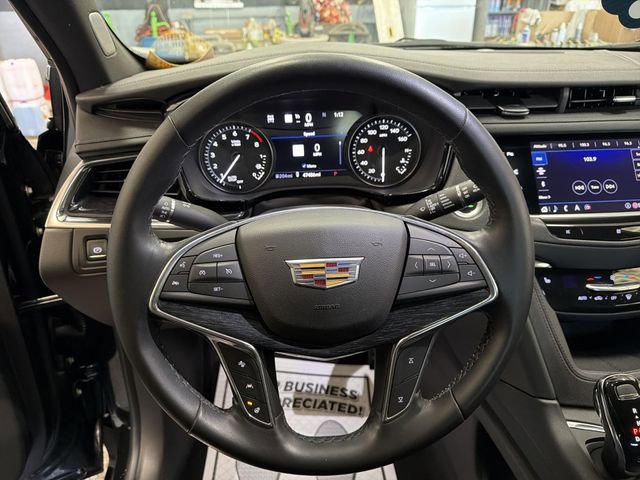Certified 2020 Cadillac XT5 Premium Luxury AWD/4WD image 14
