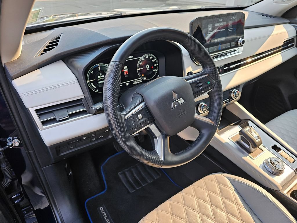 Used 2023 Mitsubishi Outlander SEL 40th Anniversary AWD/4WD image 27