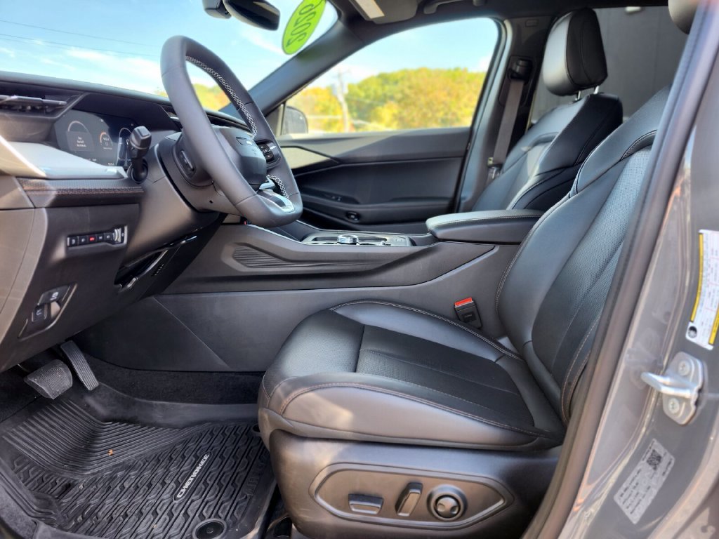 Used 2026 Jeep Cherokee Limited AWD/4WD image 18
