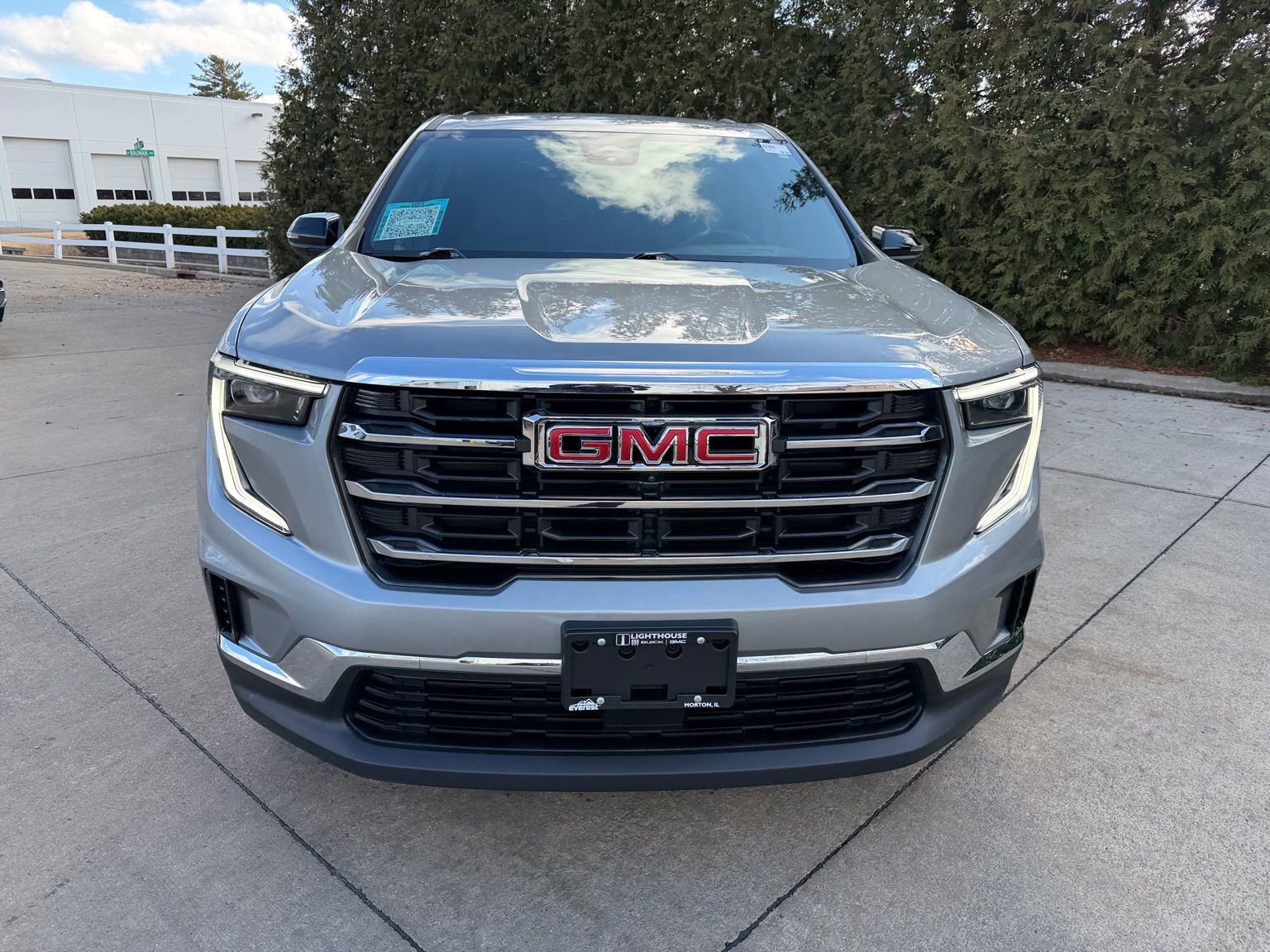 Used 2025 GMC Acadia Elevation image 6