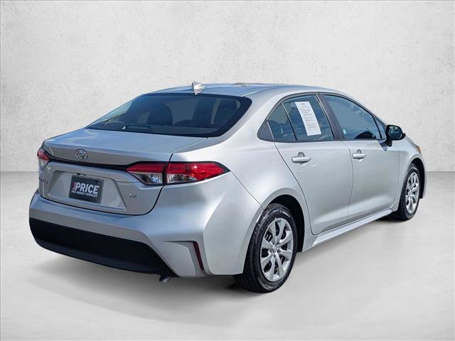 Used 2025 Toyota Corolla LE image 5