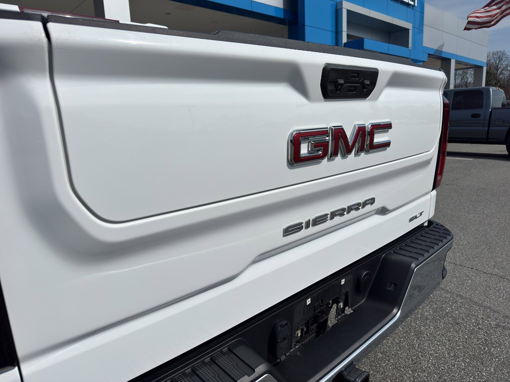 Used 2025 GMC Sierra 1500 SLT image 6