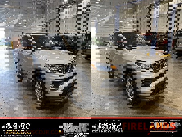 New 2025 Jeep Compass Latitude w/ Sun & Sound Group