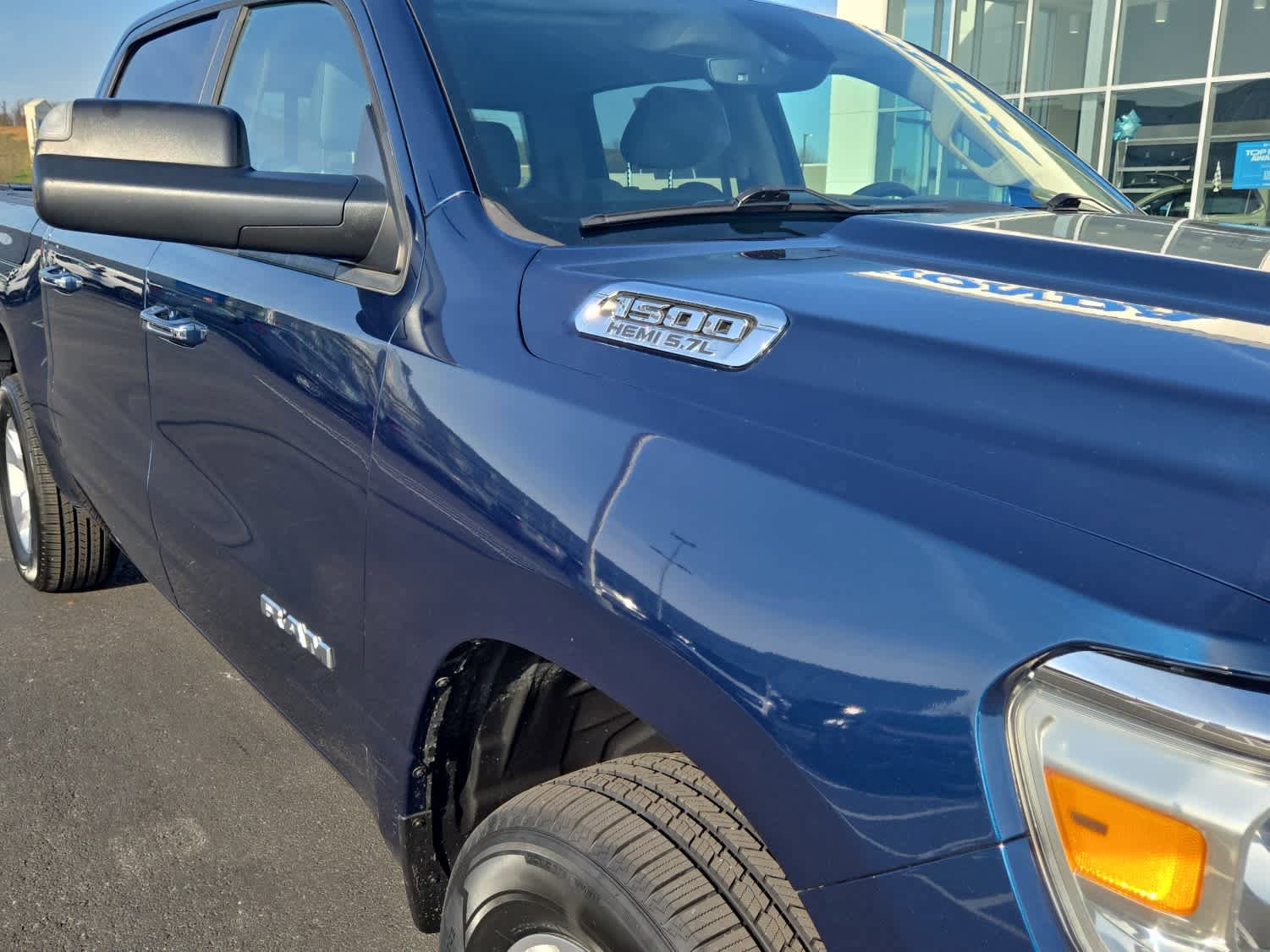 Used 2020 RAM 1500 Big Horn AWD/4WD image 7