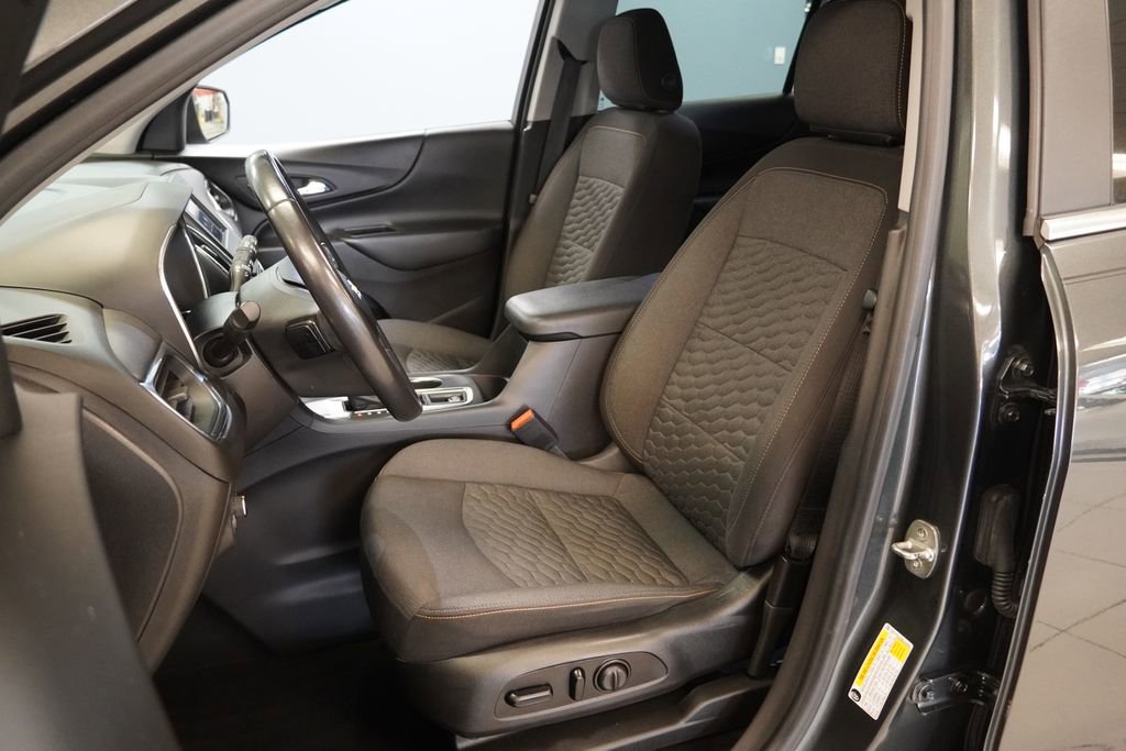 Used 2021 Chevrolet Equinox LT FWD image 3