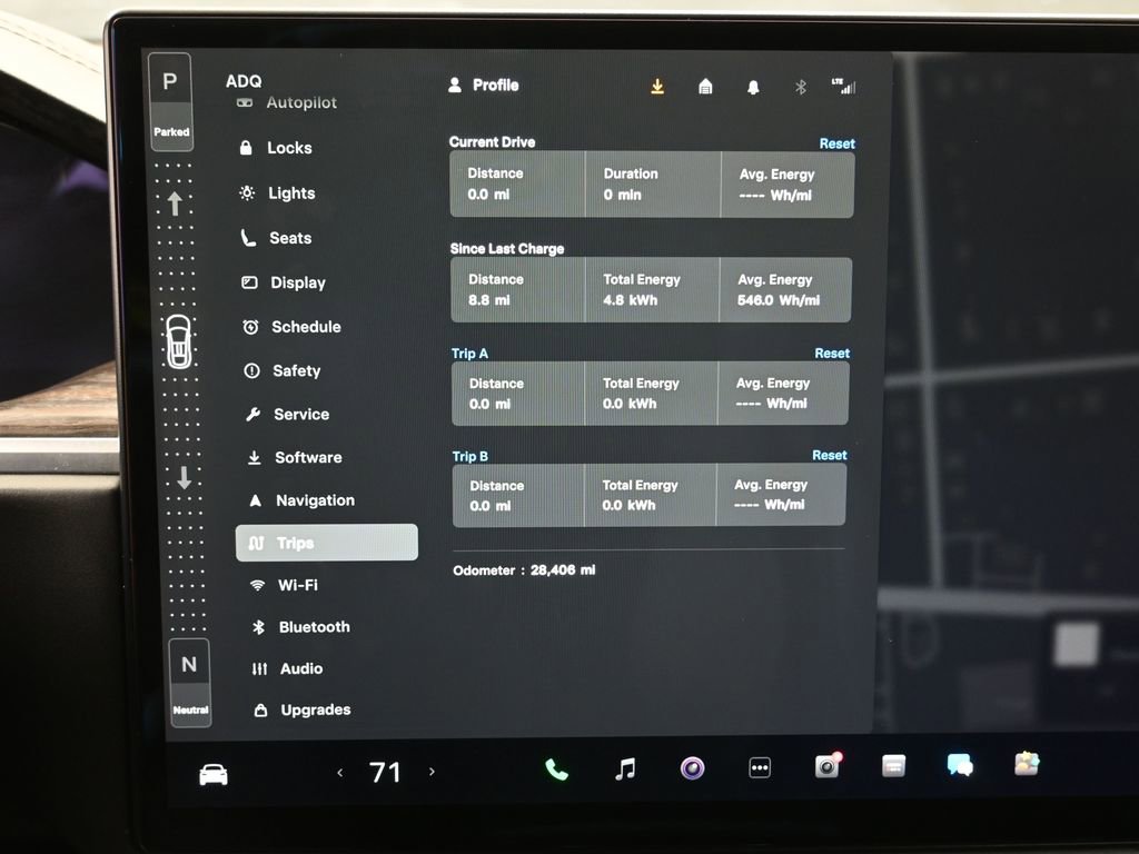 Used 2023 Tesla Model X image 30