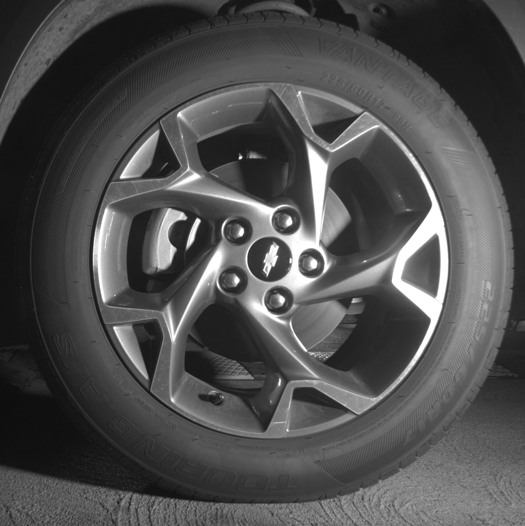Used 2025 Chevrolet Trax LT FWD image 12