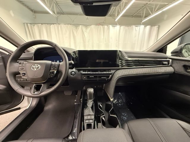 Certified 2025 Toyota Camry XLE AWD/4WD image 18