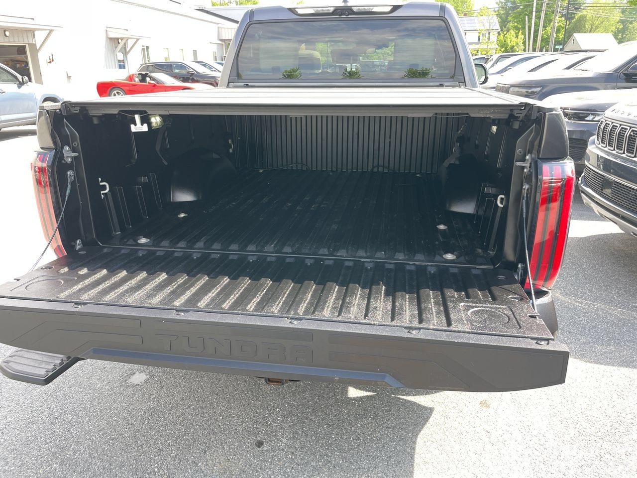 Used 2024 Toyota Tundra Capstone AWD/4WD image 39