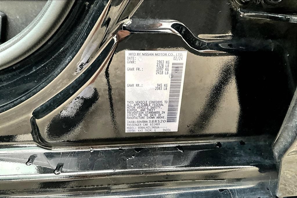 Used 2024 Nissan Altima 2.5 SV FWD image 17