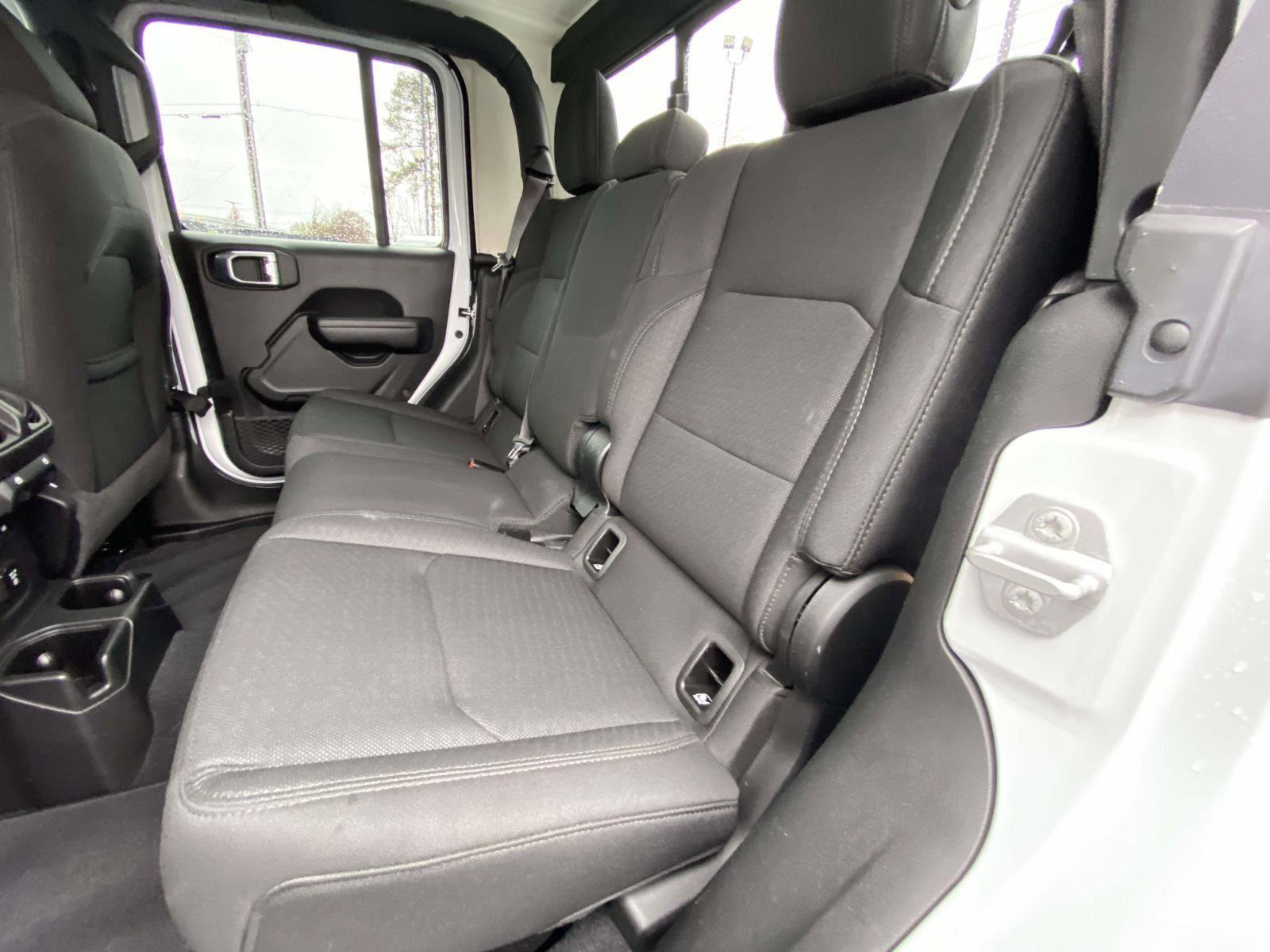 Certified 2021 Jeep Gladiator Willys image 22