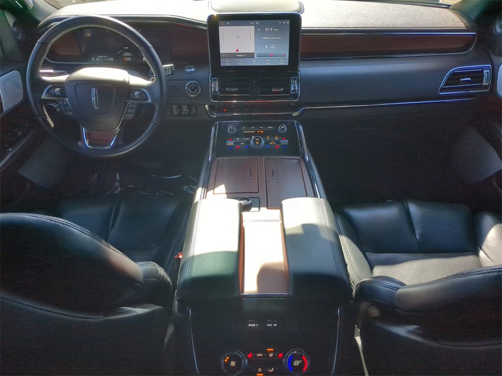 Certified 2021 Lincoln Navigator Reserve image 11