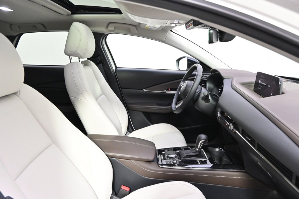 Certified 2025 MAZDA CX-30 2.5 Turbo w/ Premium Plus Pkg image 16