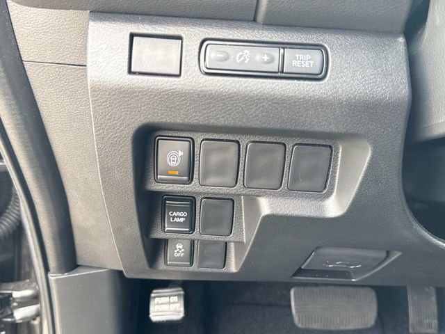 Used 2025 Nissan Frontier SV w/ Tow Package image 28