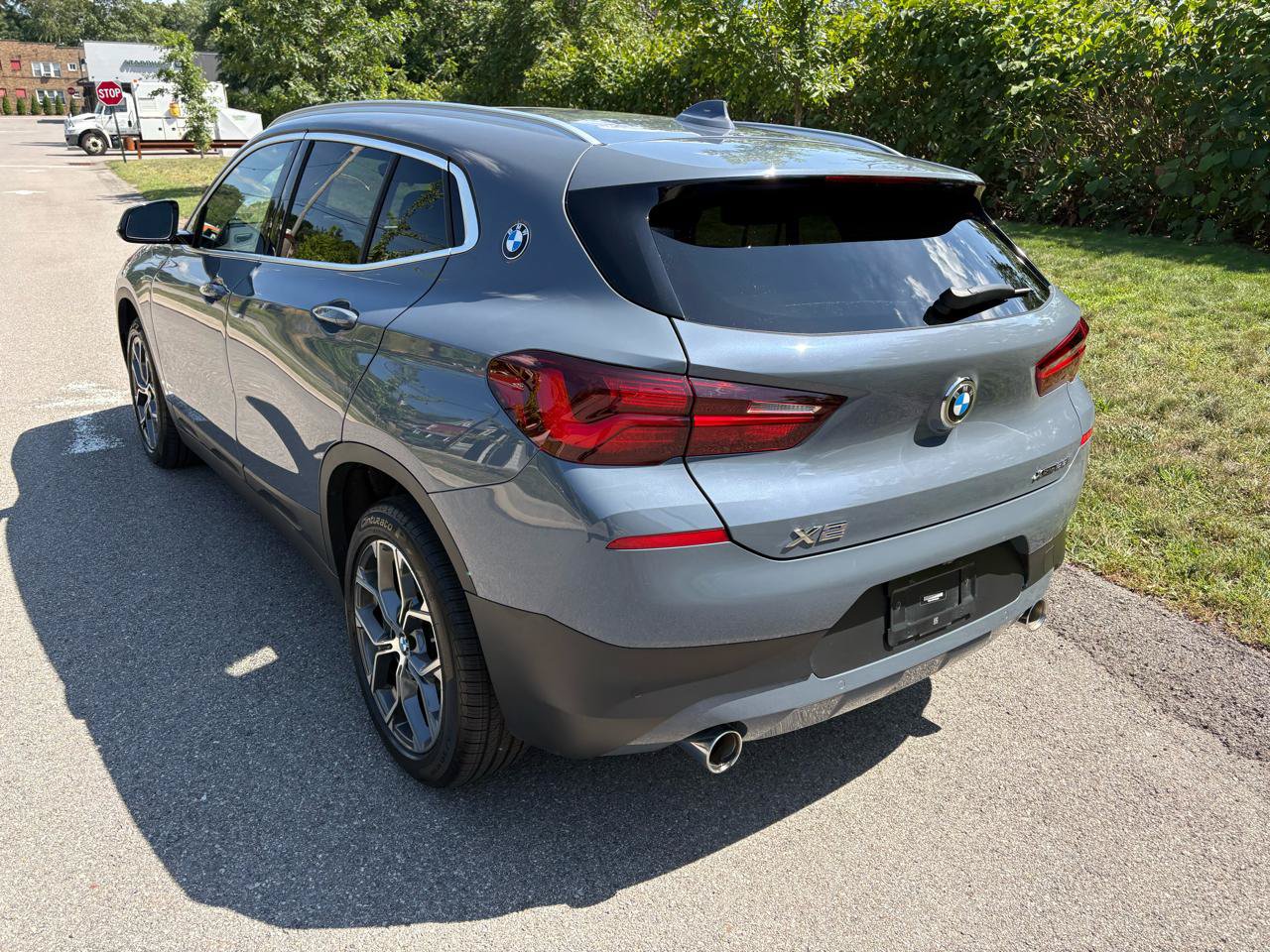 Used 2023 BMW X2 xDrive28i w/ Convenience Package AWD/4WD image 6