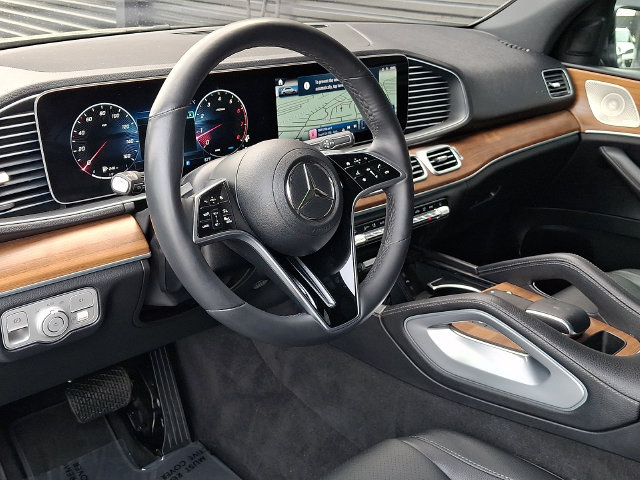 Used 2024 Mercedes-Benz GLE 450 4MATIC image 4