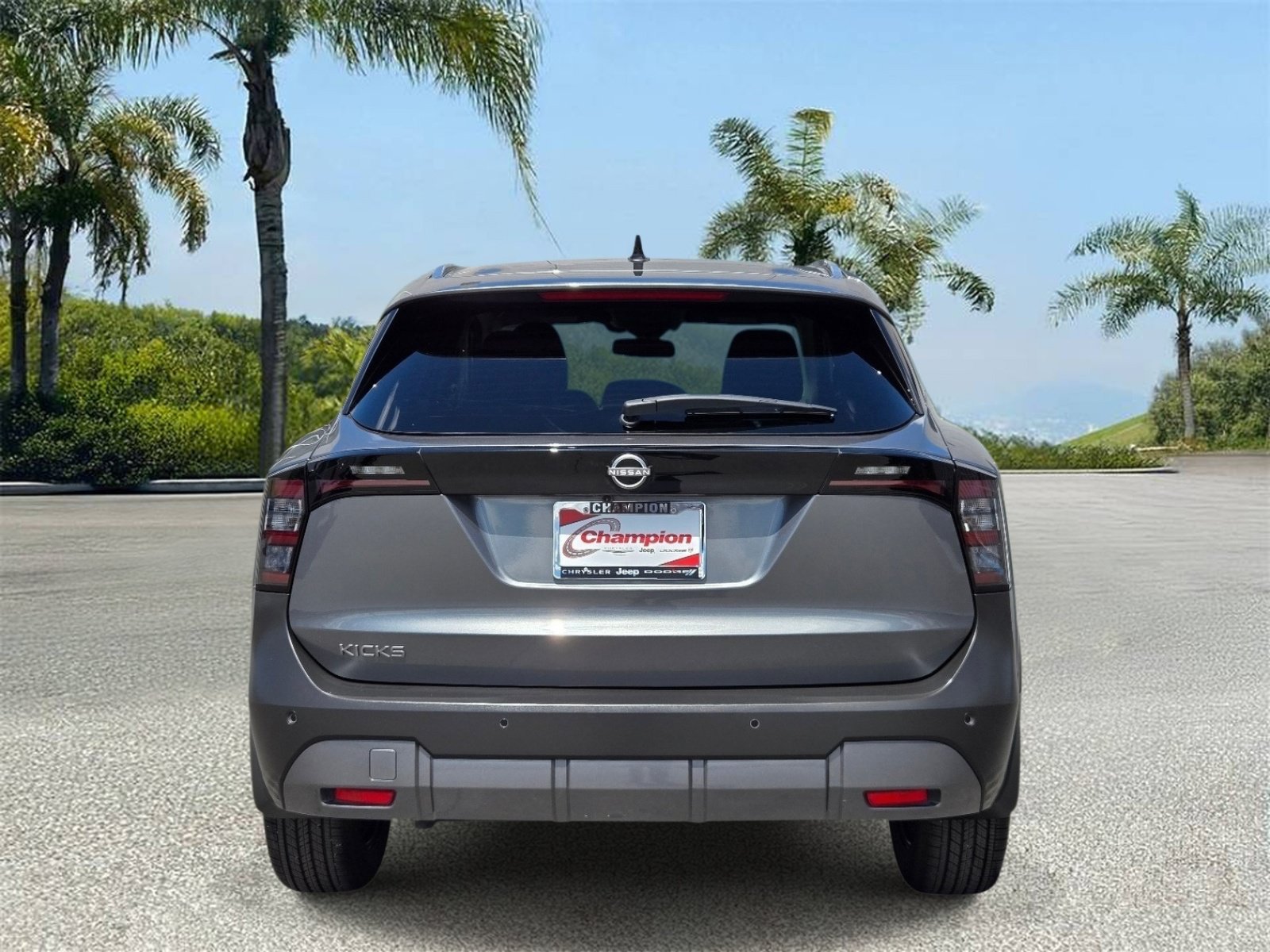 Used 2026 Nissan Kicks SV FWD image 5