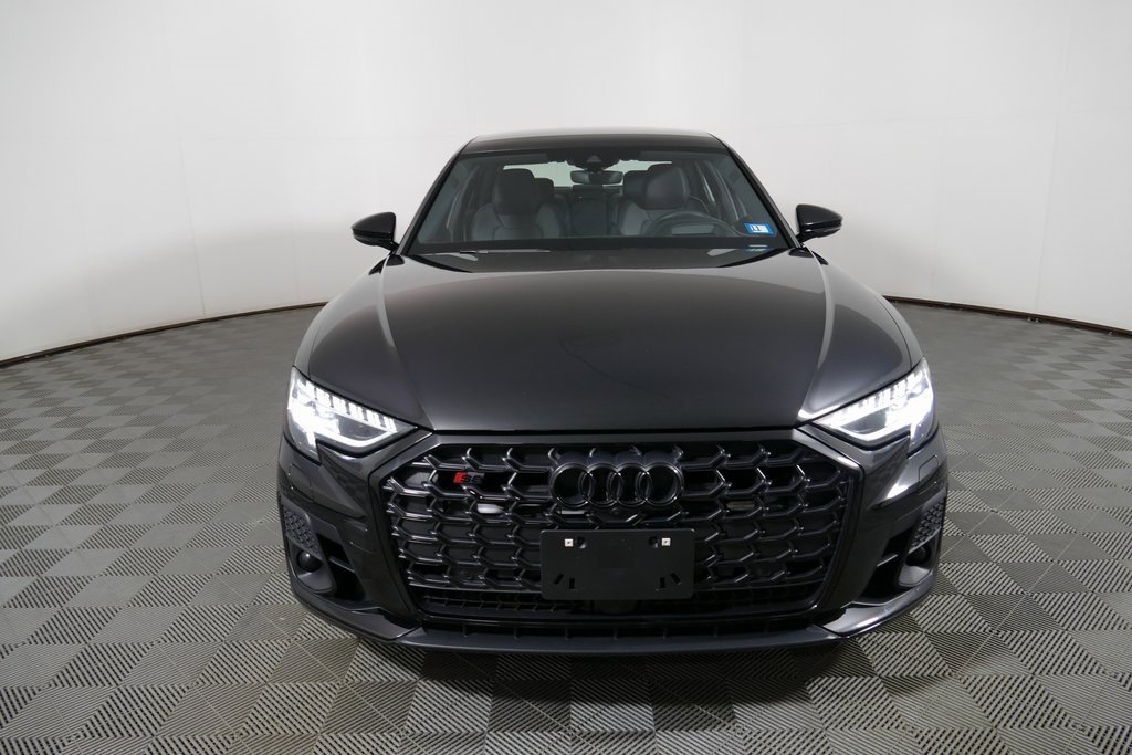 Used 2022 Audi S8 image 8