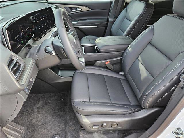 New 2026 Chevrolet Traverse LT w/ Midnight/Sport Edition image 4