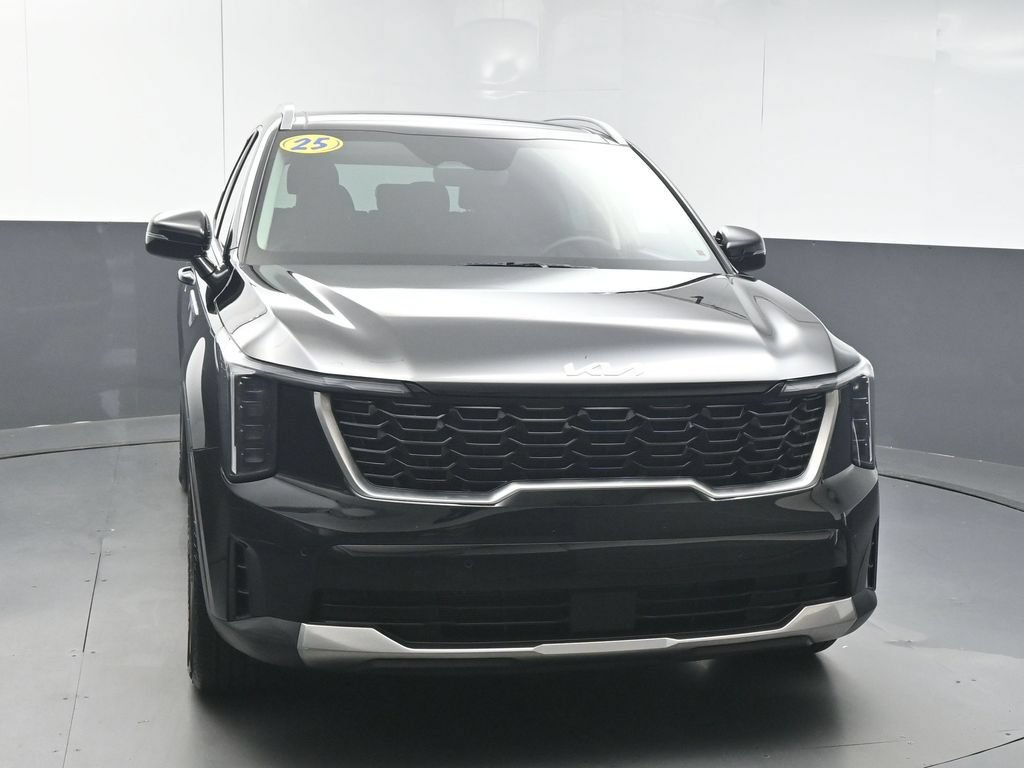 Used 2025 Kia Sorento S w/ Panoramic Sunroof Package FWD image 3