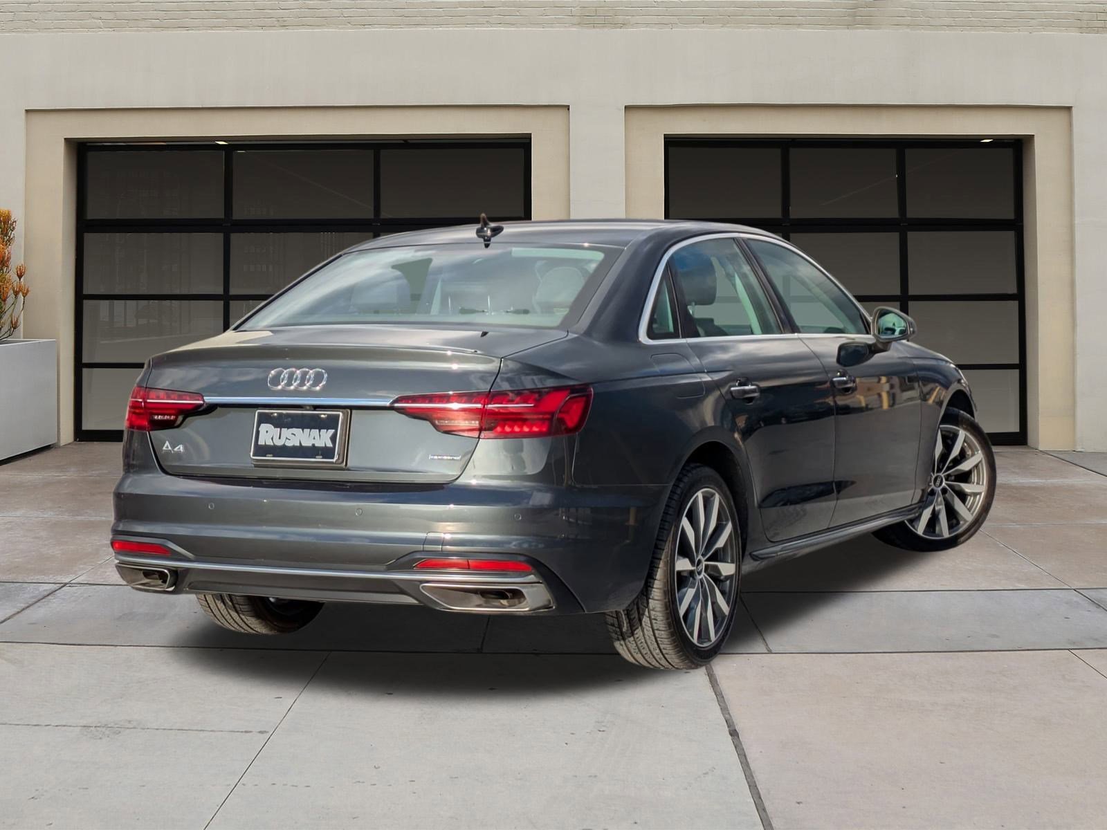 Used 2021 Audi A4 2.0T Premium w/ Convenience Package image 4