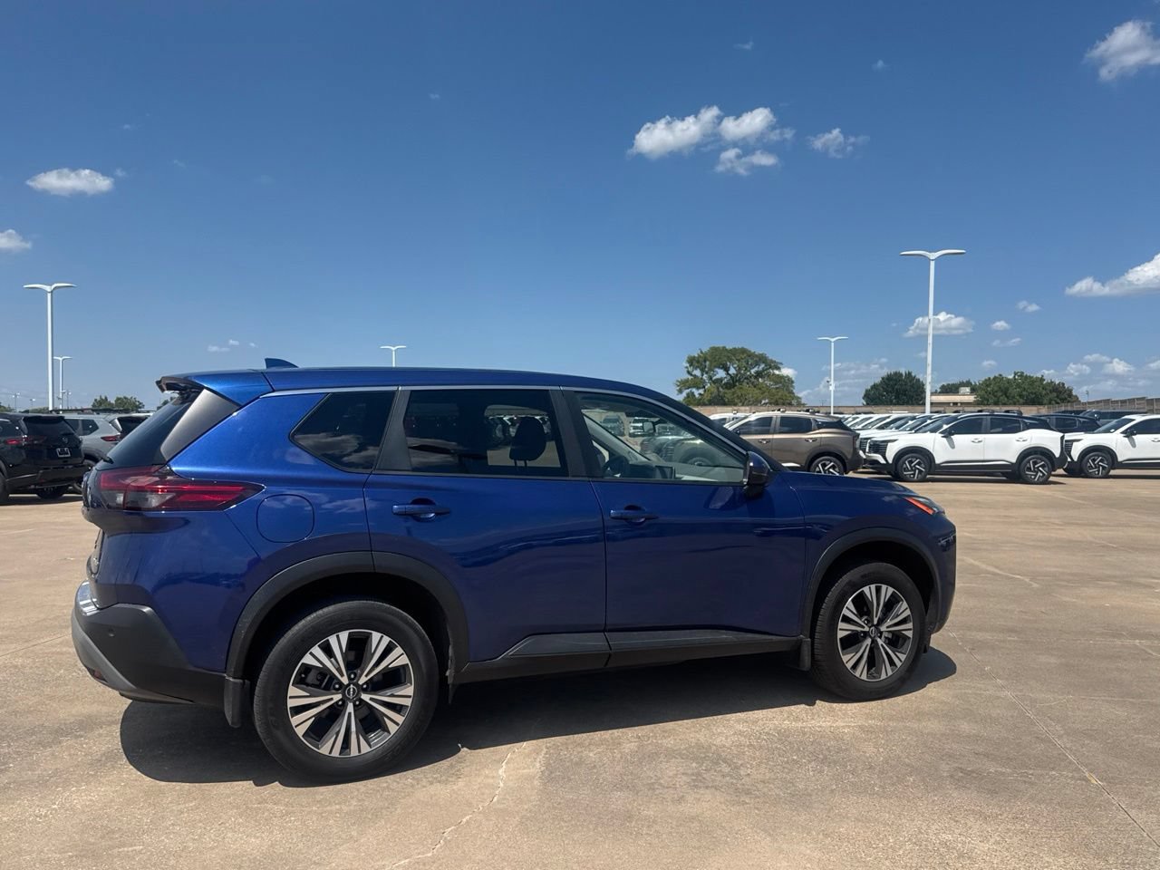 Certified 2023 Nissan Rogue SV AWD/4WD image 23