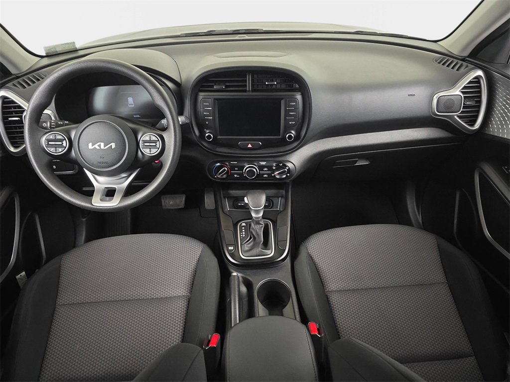 Used 2024 Kia Soul LX w/ Option Group 015 image 10