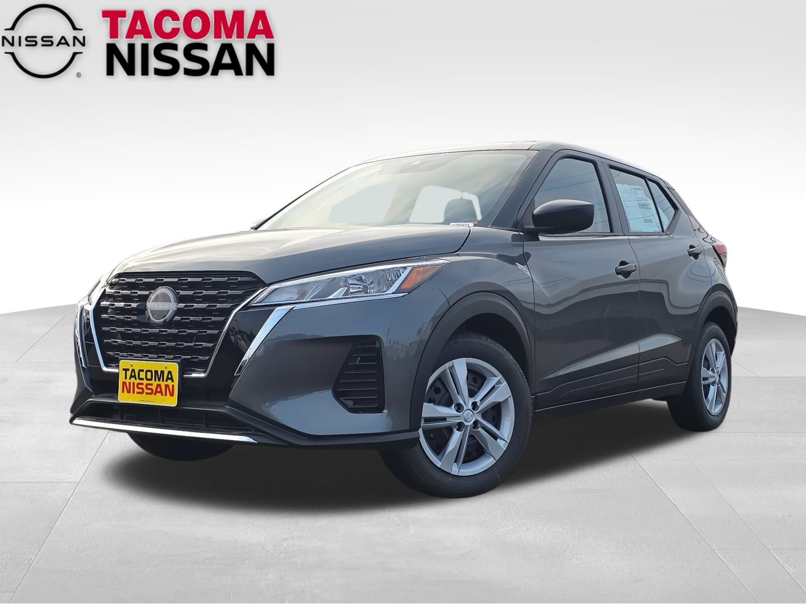 New 2025 Nissan Kicks Play S