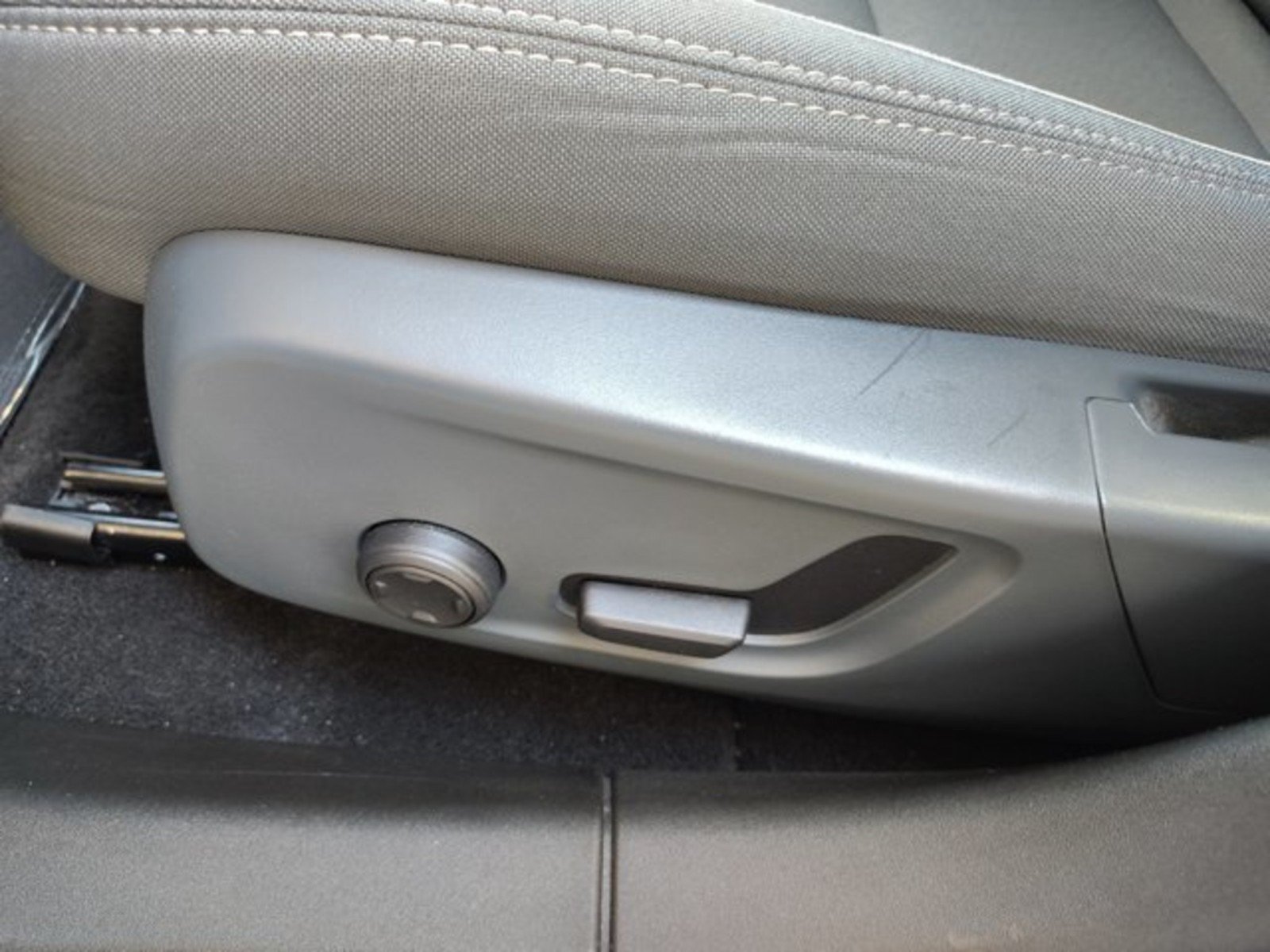 Used 2024 Polestar Polestar 2 RWD image 11