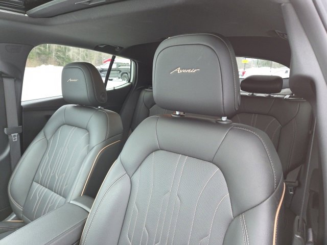 Used 2025 Buick Envista Avenir image 91