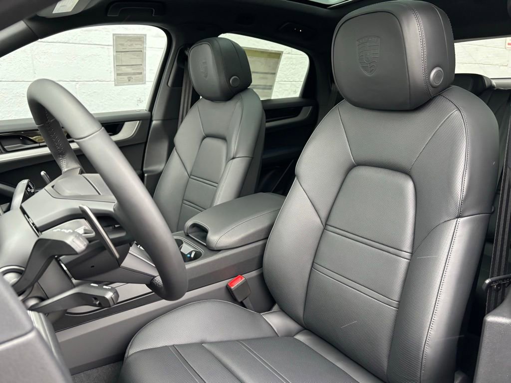 New 2026 Porsche Cayenne S image 5