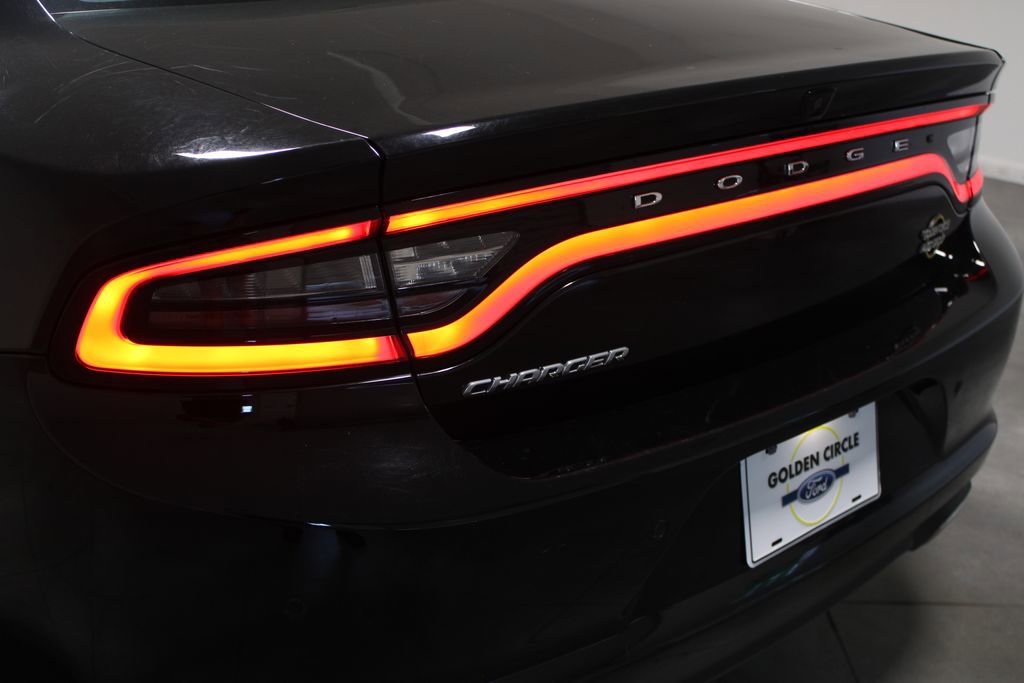 Used 2022 Dodge Charger SXT RWD image 49