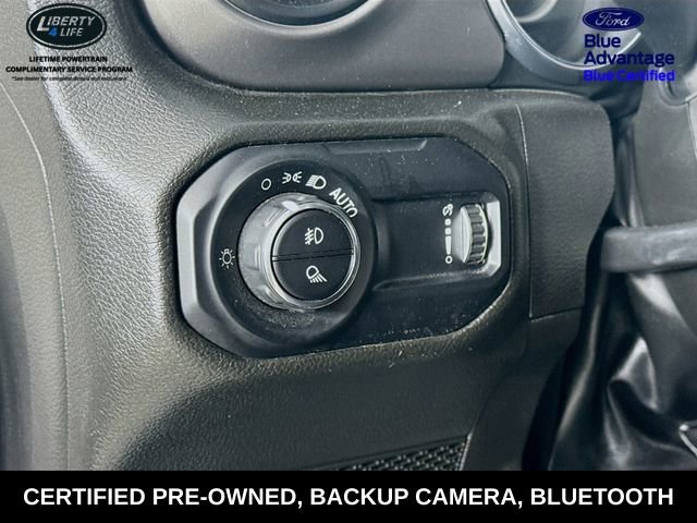 Used 2023 Jeep Gladiator Sport image 10