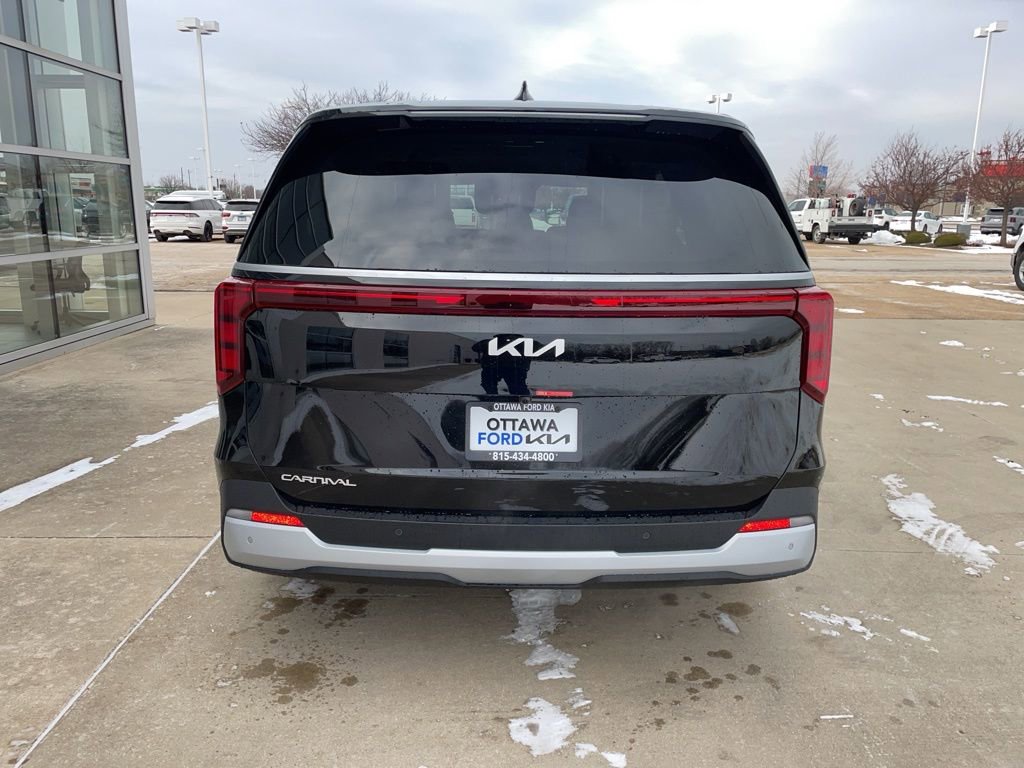 New 2026 Kia Carnival image 6