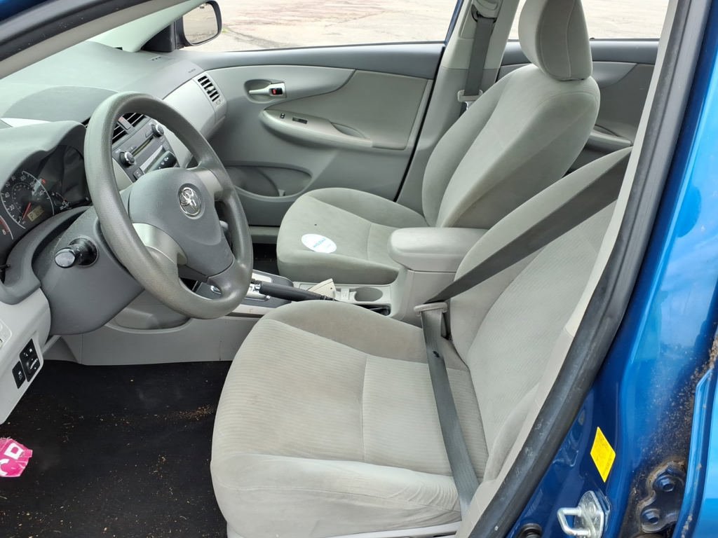 Used 2010 Toyota Corolla LE w/ All Weather Guard Pkg FWD image 8