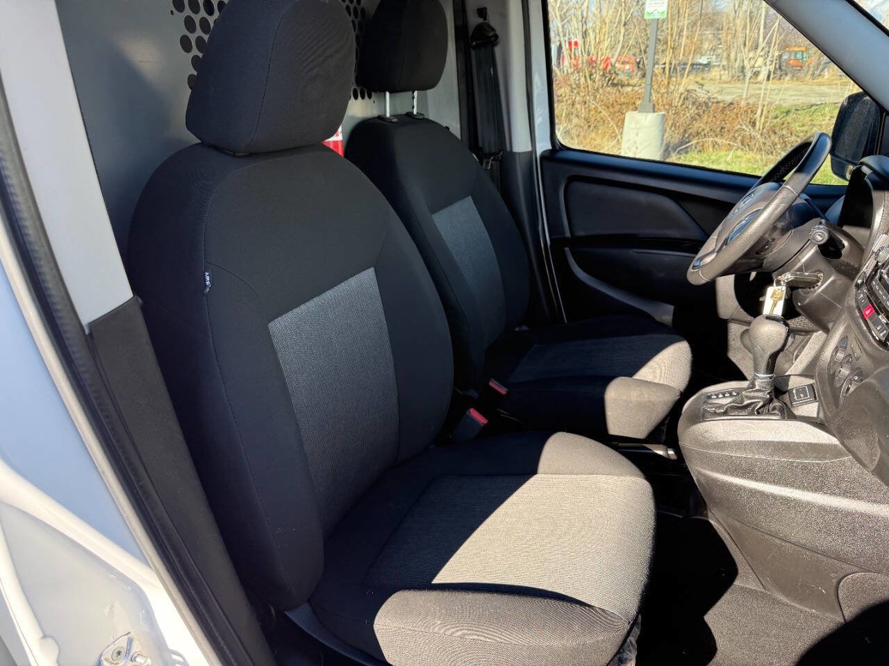 Used 2016 RAM ProMaster City Tradesman SLT w/ Rear Back-up Camera Group image 19