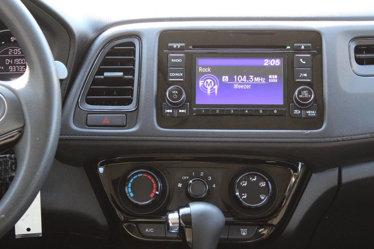 Used 2016 Honda HR-V LX image 33