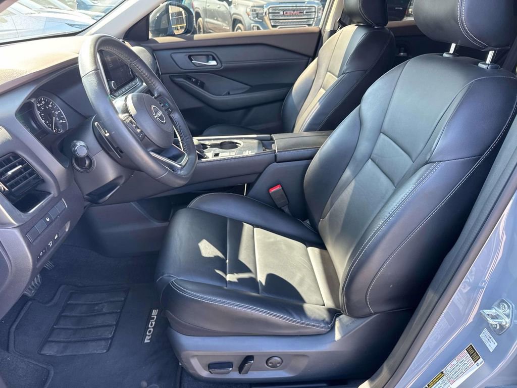 Used 2023 Nissan Rogue SL image 27