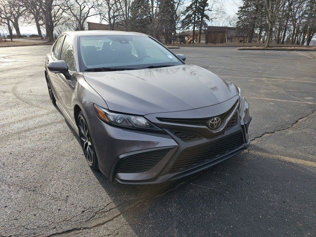 Used 2023 Toyota Camry SE image 8