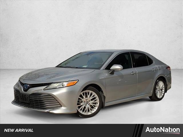 Used 2020 Toyota Camry XLE