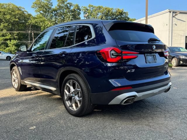 Used 2023 BMW X3 xDrive30i w/ Premium Package AWD/4WD image 3